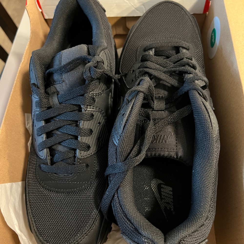 Nike Men's Air Max 90 Black Sneakers